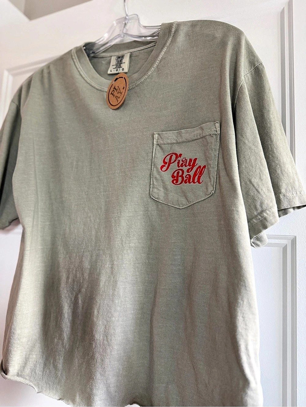 Comfort Colors Graphic Pocket Crop Tee Size Large NWT